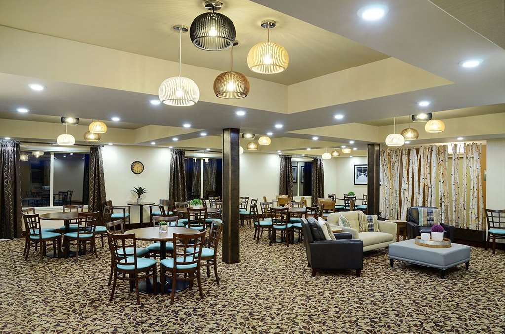 Pomeroy Inn & Suites Prince George Restaurant foto